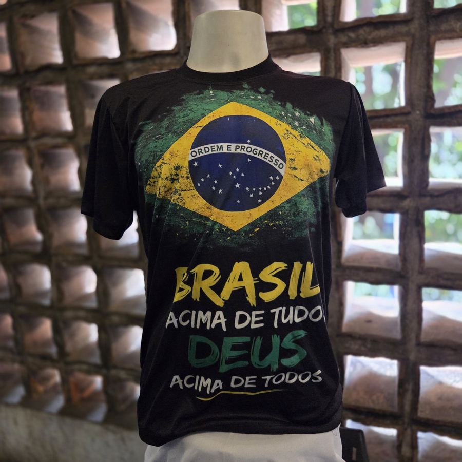 Camiseta Brasil acima de tudo